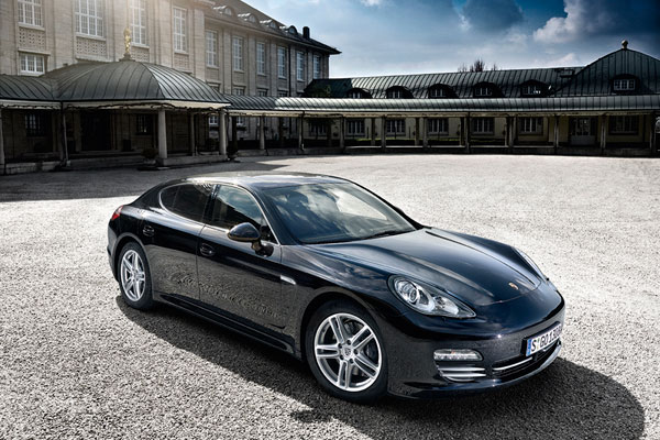 2009-porsche-panamera-4