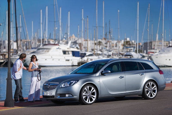 2009-opel-insignia-sports-tourer