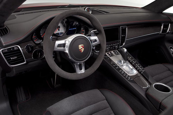 2011-porsche-panamera-gts