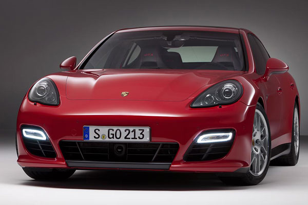 2011-porsche-panamera-gts