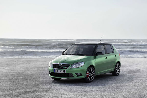 2010-skoda-fabia-rs