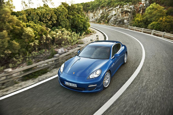 2011-porsche-panamera-s-hybrid