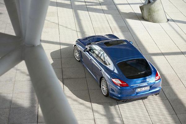 2011-porsche-panamera-s-hybrid