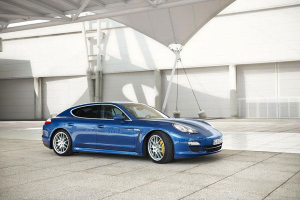 2011-porsche-panamera-s-hybrid