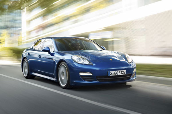 2011-porsche-panamera-s-hybrid