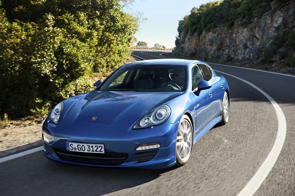 2011-porsche-panamera-s-hybrid