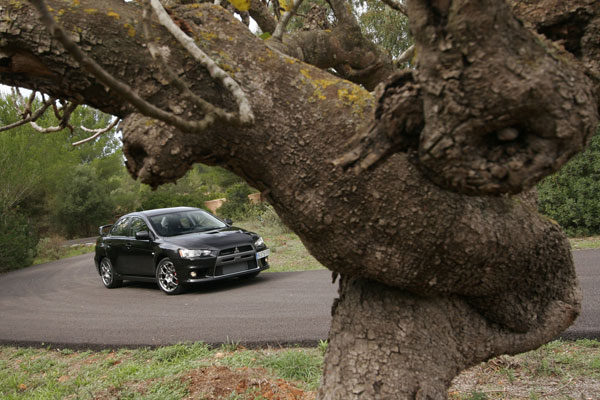 2008-mitsubishi-lancer-evolution