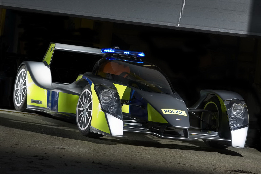 Sta-vozi-policija-u-svetu