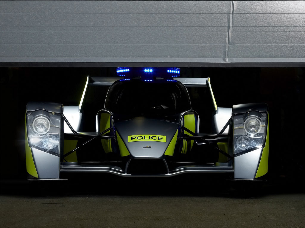 Sta-vozi-policija-u-svetu