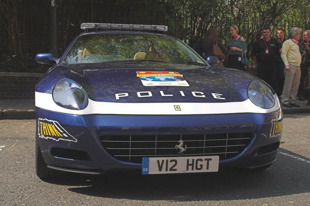 Sta-vozi-policija-u-svetu