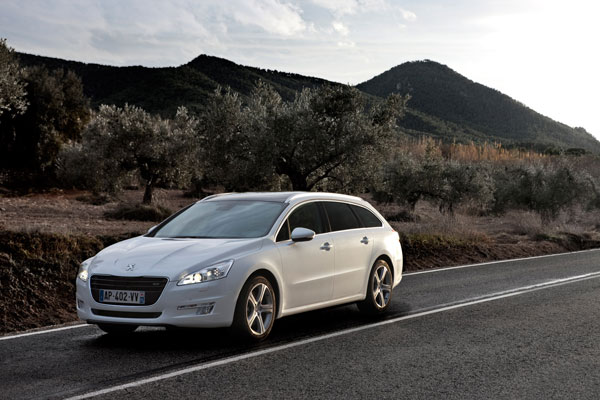 2010-peugeot-508-sw