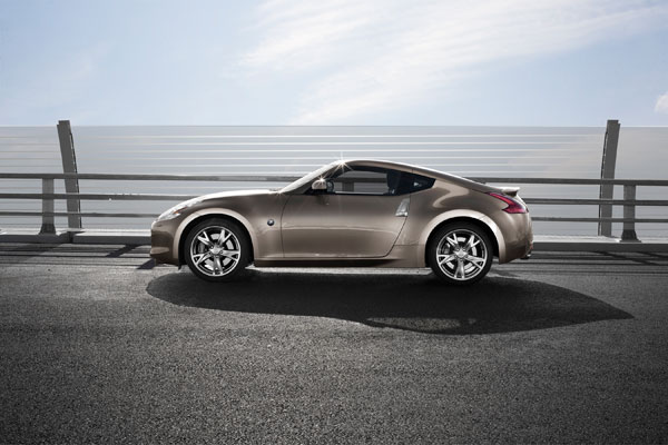 2009-nissan-370z