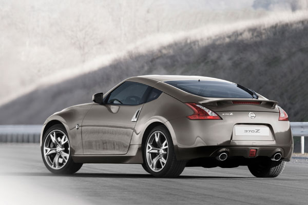 2009-nissan-370z