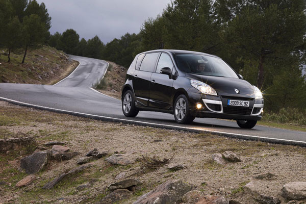 2009-renault-scenic