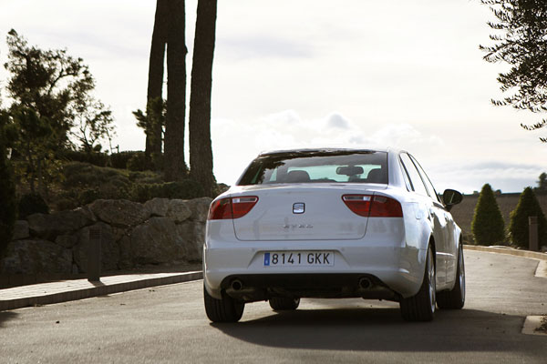 2008-seat-exeo