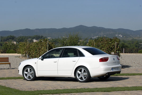 2008-seat-exeo