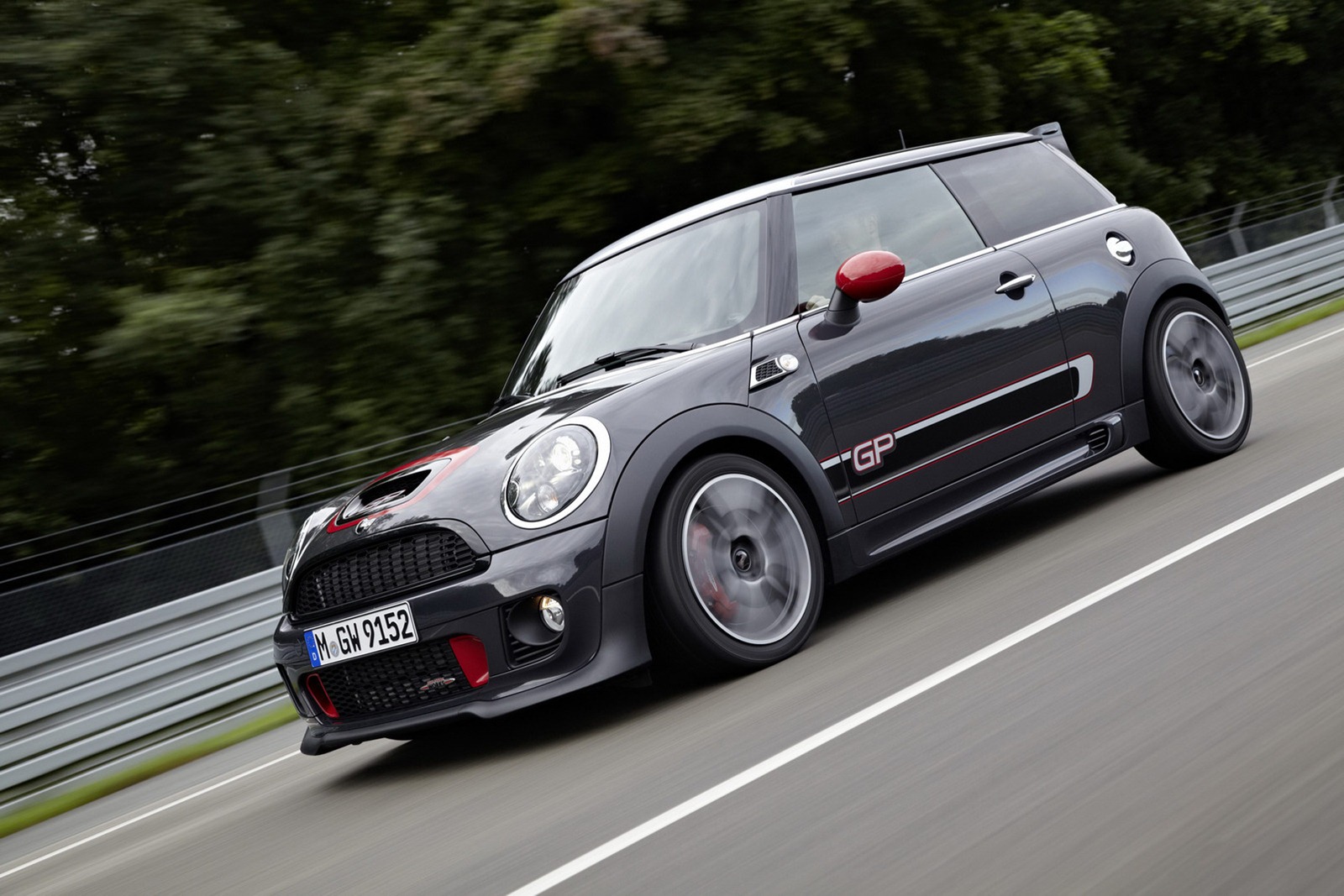 mini-john-cooper-works-gp-galerija