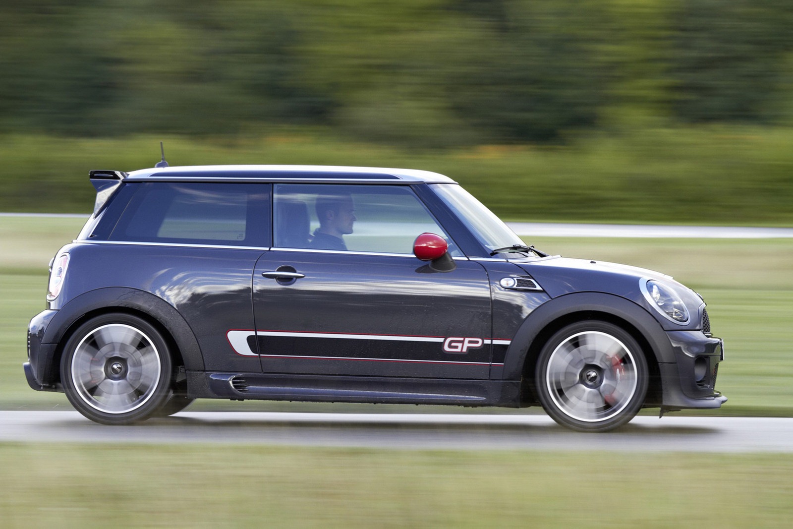 mini-john-cooper-works-gp-galerija
