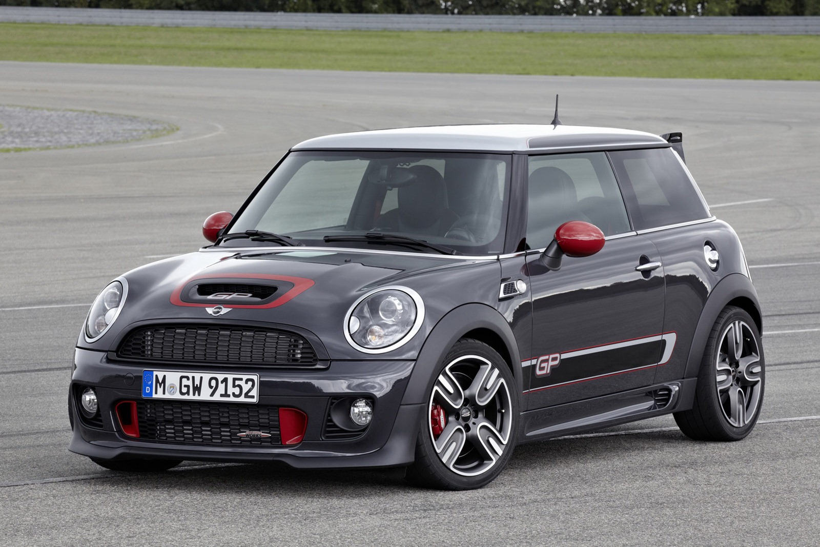 mini-john-cooper-works-gp-galerija