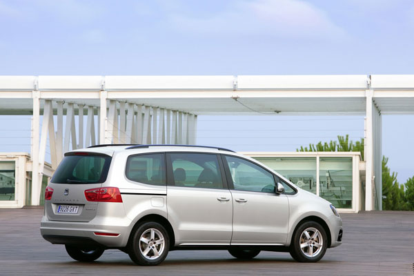 2010-seat-alhambra