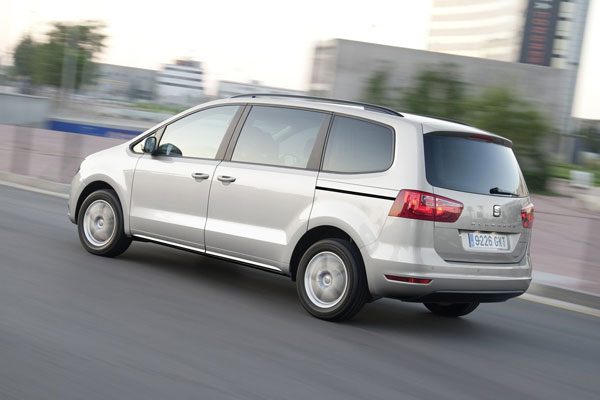 2010-seat-alhambra