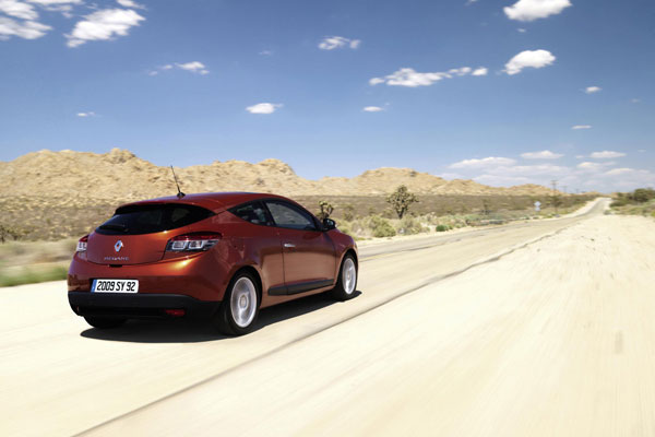 2009-renault-megane-coupe