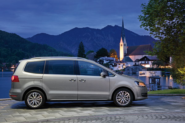 2010-volkswagen-sharan