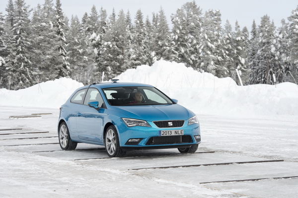 2013-seat-leon-3-vrata