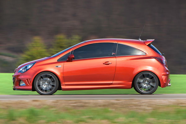 2011-opel-corsa-opc