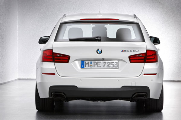 2012-bmw-m550d-touring