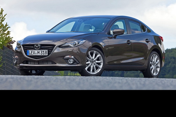 2014-mazda-3-40-fotografija