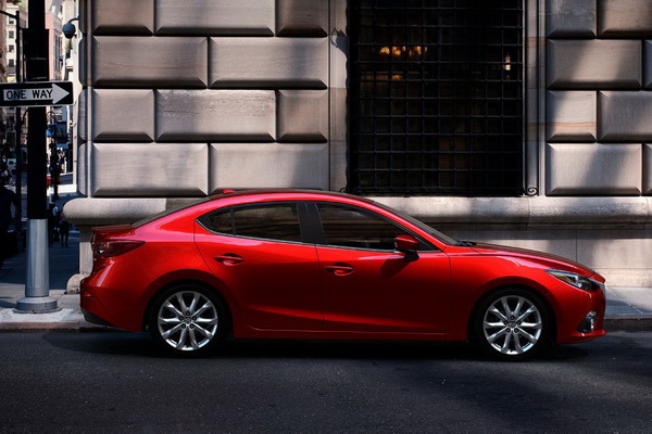 2014-mazda-3-40-fotografija