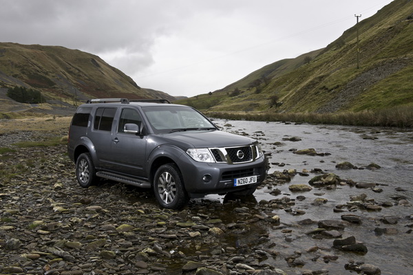 2013-nissan-pathfinder