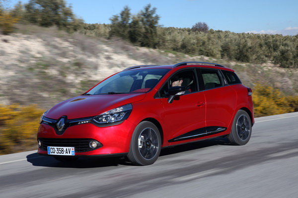 2013-renault-clio-estate