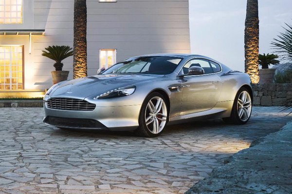 2013-aston-martin-db9-coupe