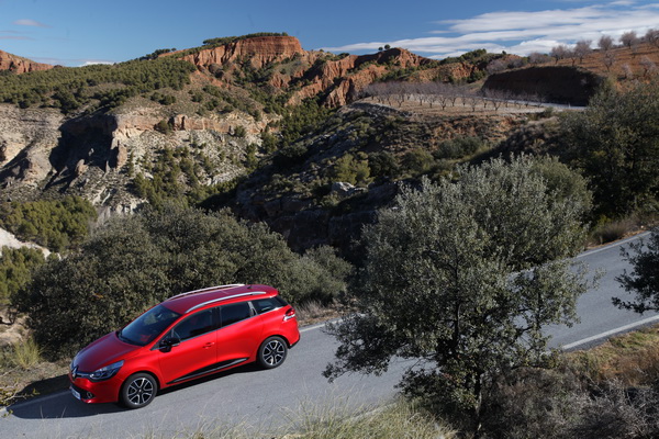 2013-renault-clio-rs