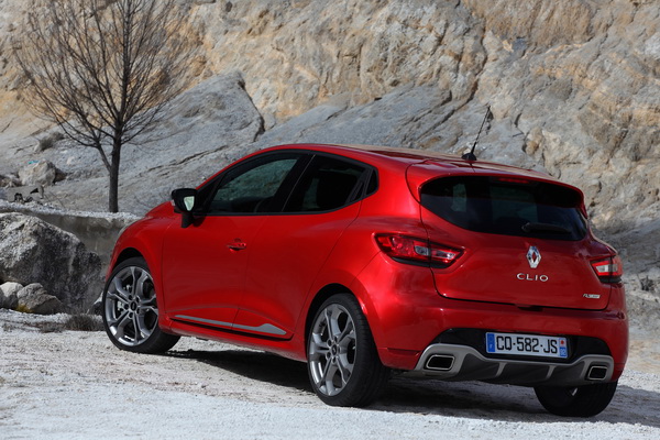 2013-renault-clio-rs