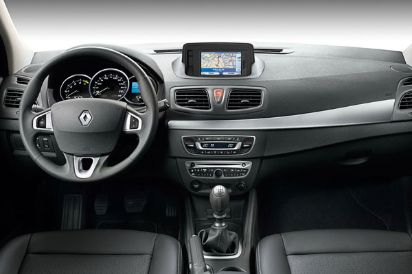 2013-renault-fluence