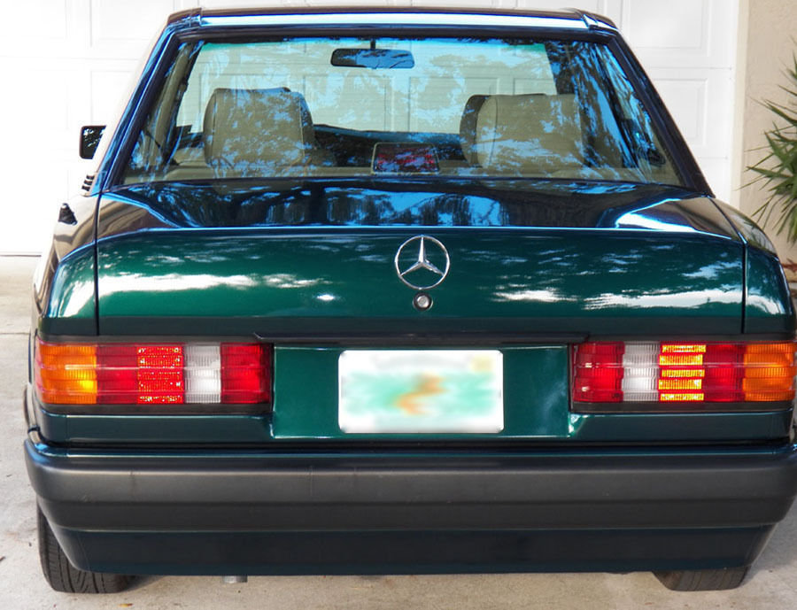 mercedes-190e-limited-edition-kao-nov