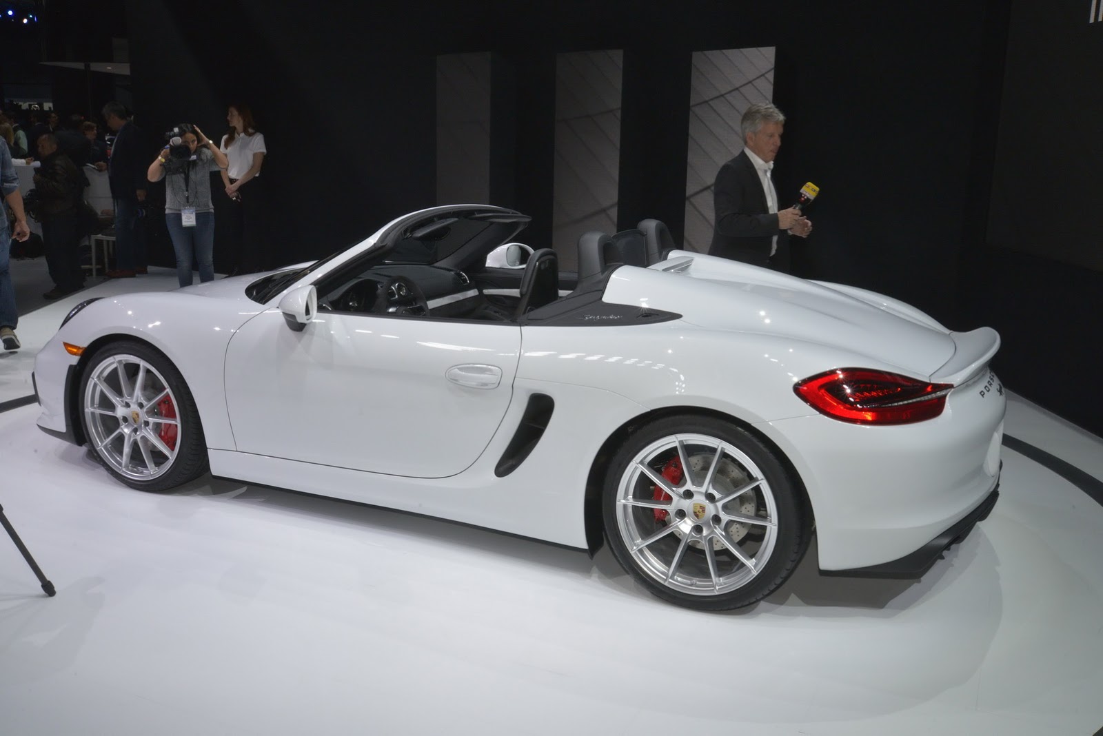 porsche-boxster-spyder