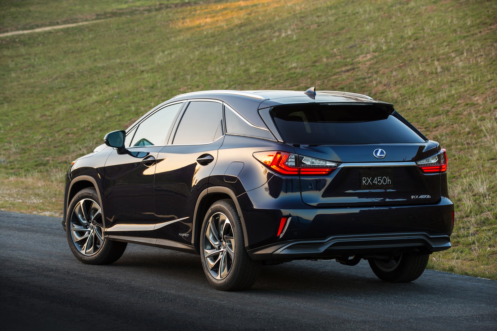 2016-lexus-rx-