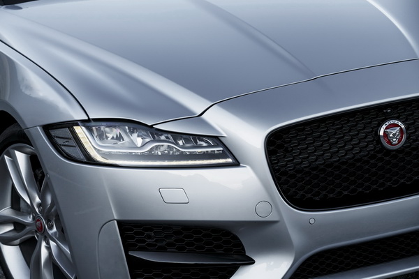 jaguar-xf-2016