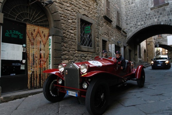 predstavljamo-1928-lancia-lambda-millemiglia