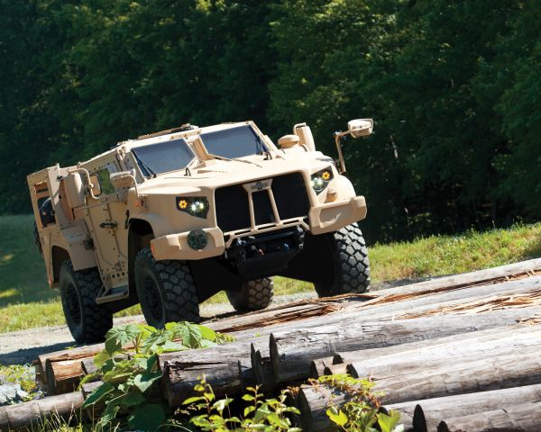 naslednik-humvee-a