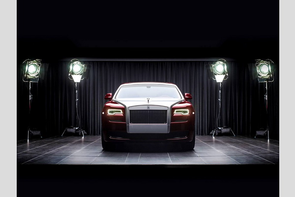 rolls-royce-ghost-red-diamond