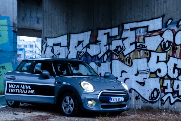 mini-cooper-one-novi-gradski-smeker