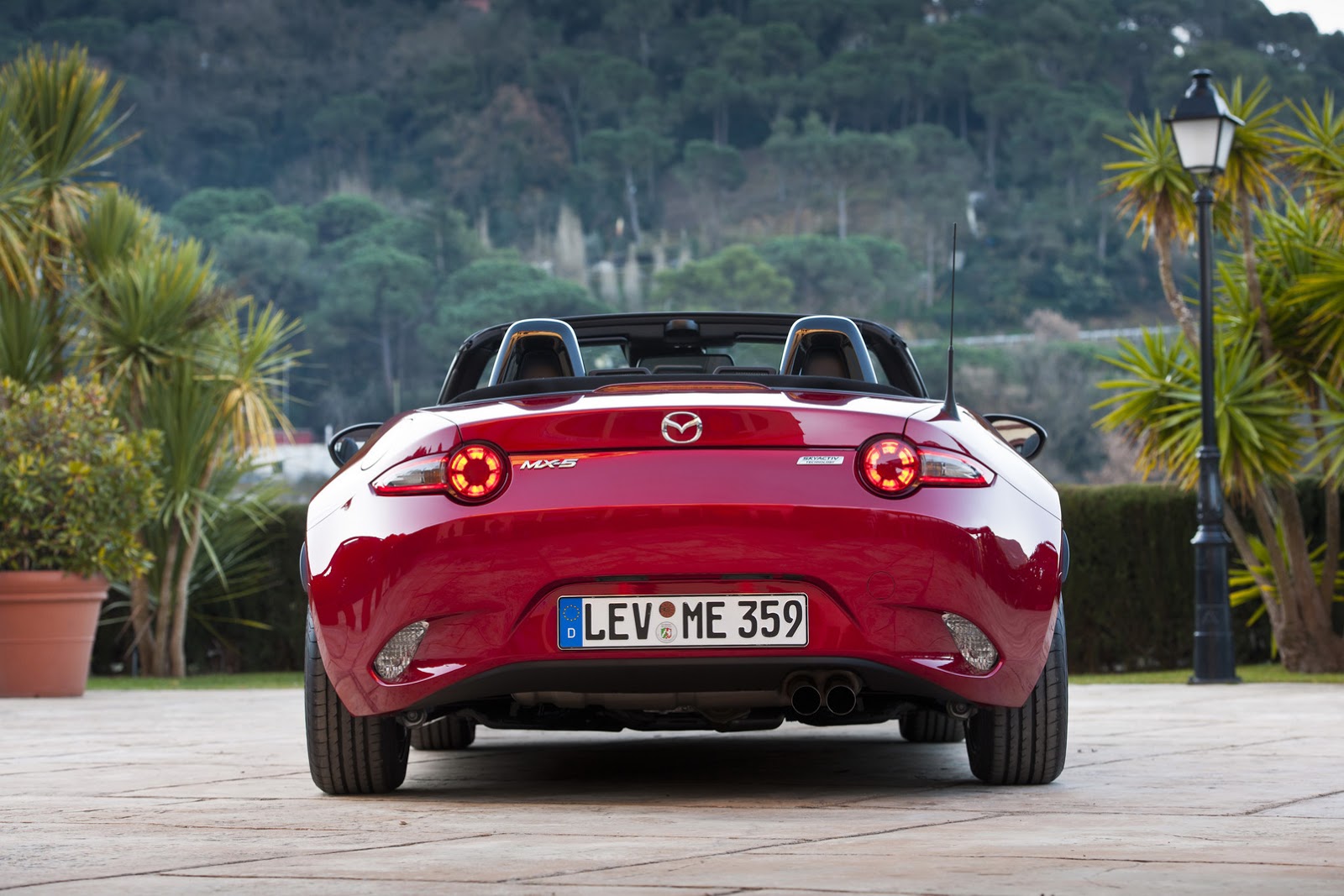 2016-mazda-mx5-galerija