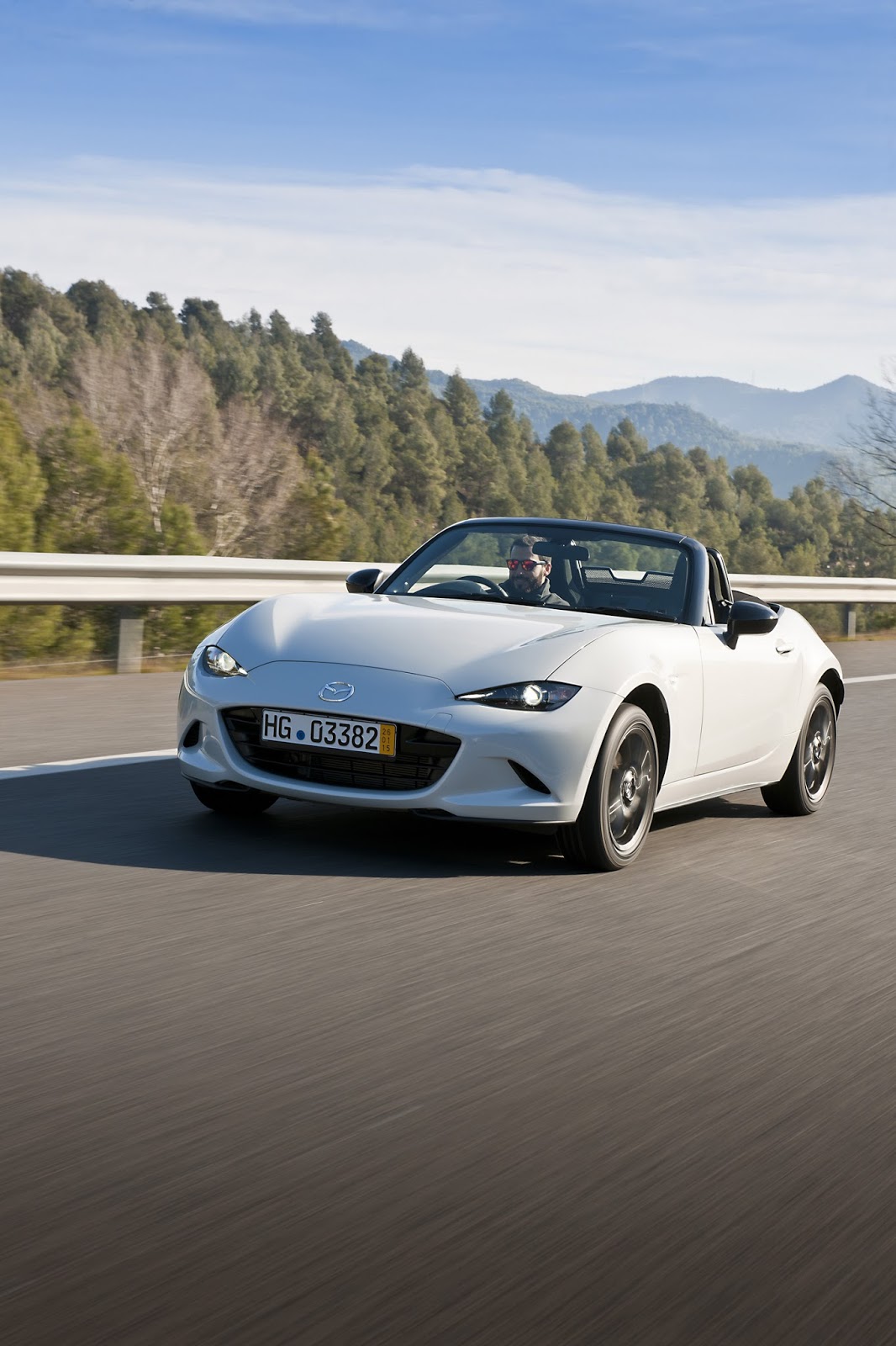 2016-mazda-mx5-galerija