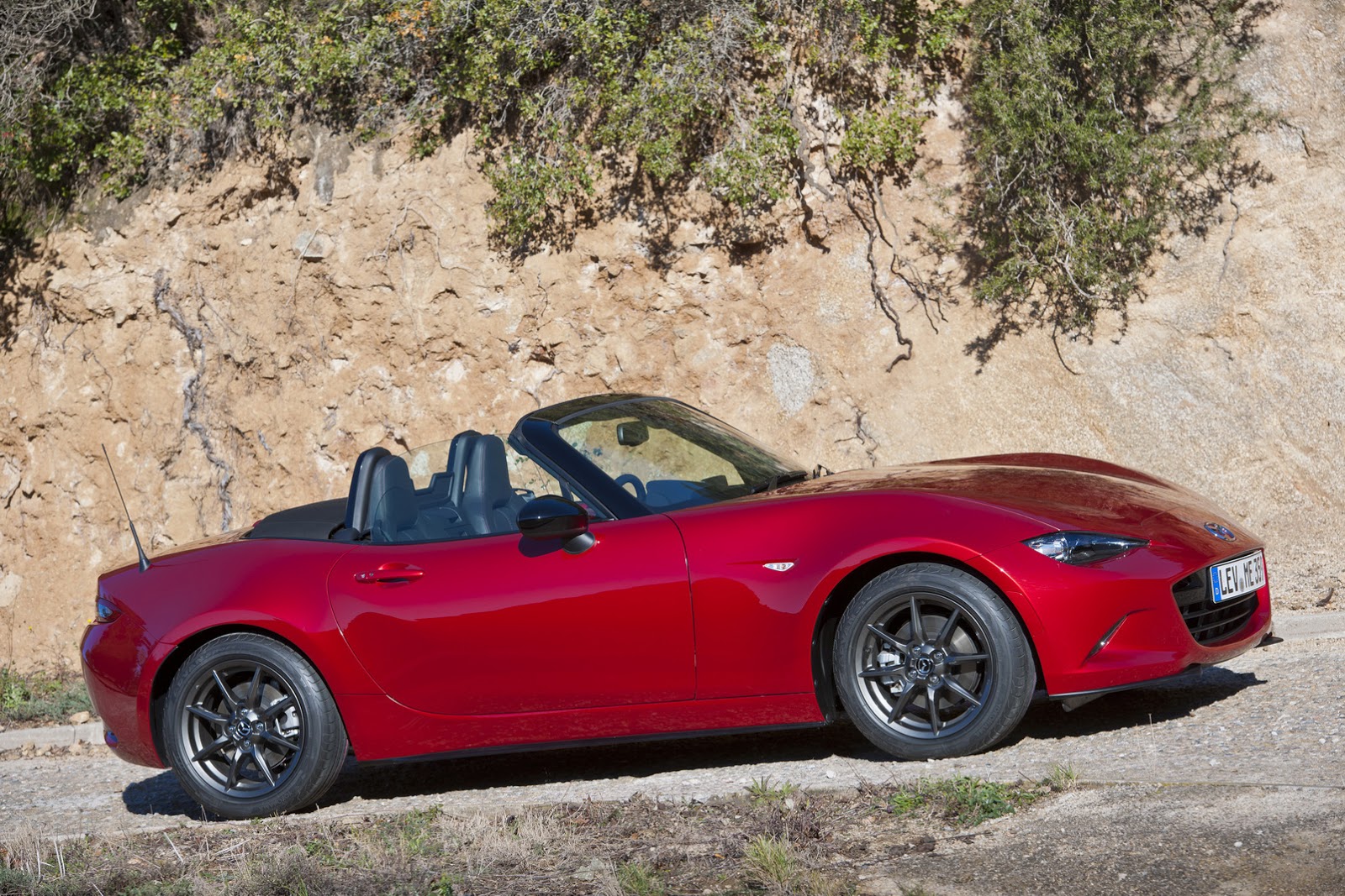 2016-mazda-mx5-galerija