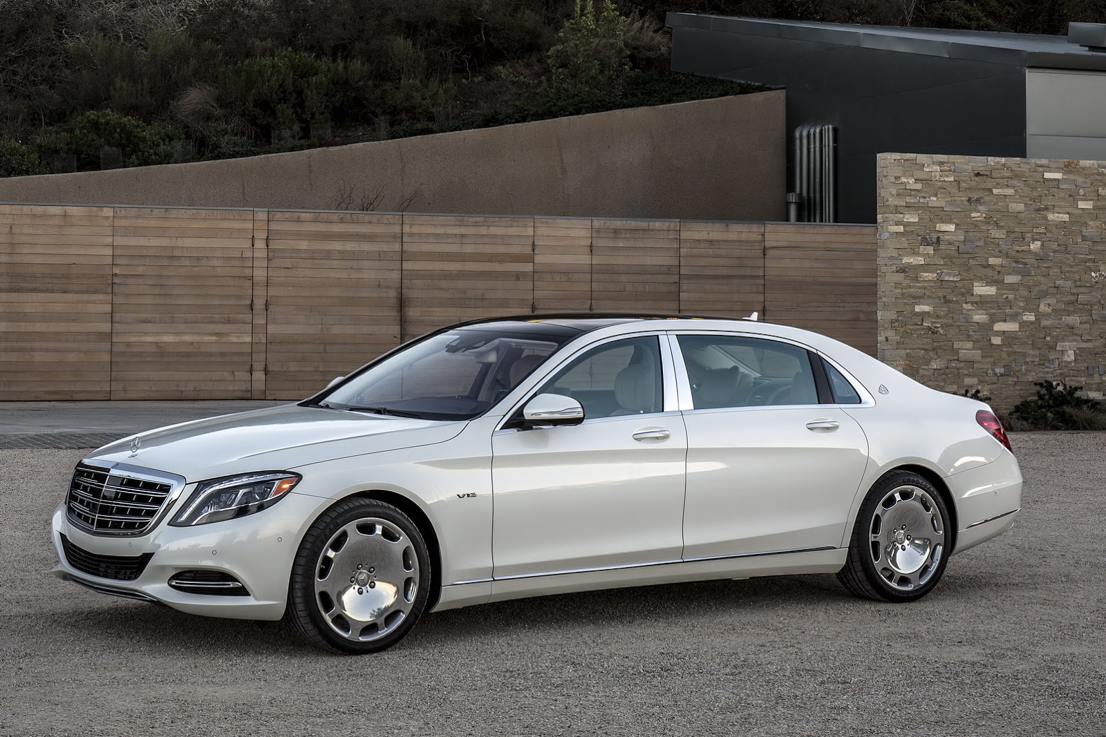 2016-mercedes-maybach-s600-galerija